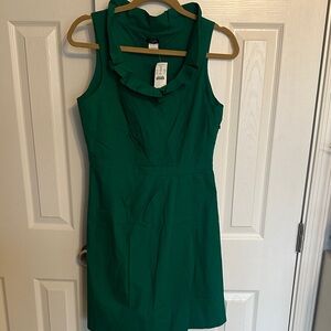 NWT- JCrew Emerald Green Sleeveless Ruffle V-Neck Dress